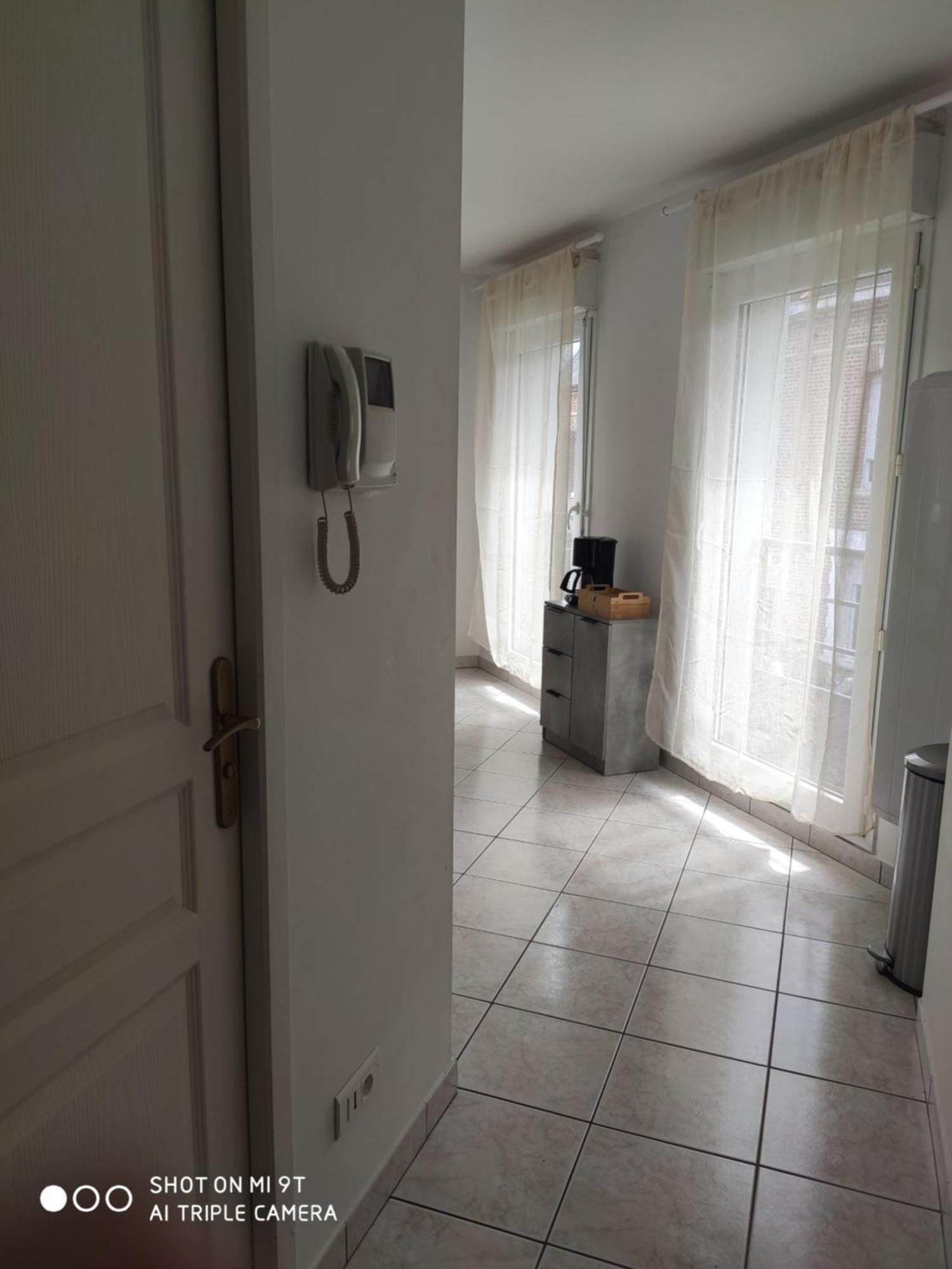 Apartment Sublime T2 Lumineux Avec Balcon - Rue Gratuite
